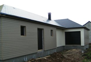 maison en bois bardage de couleurs maison �cologique